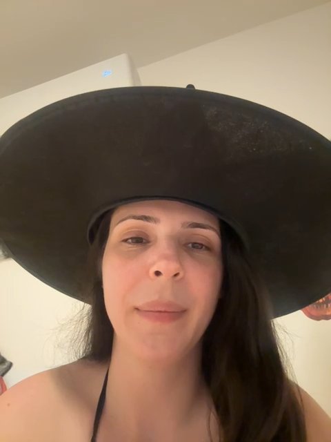 Lady_LauraRose screenshot #1